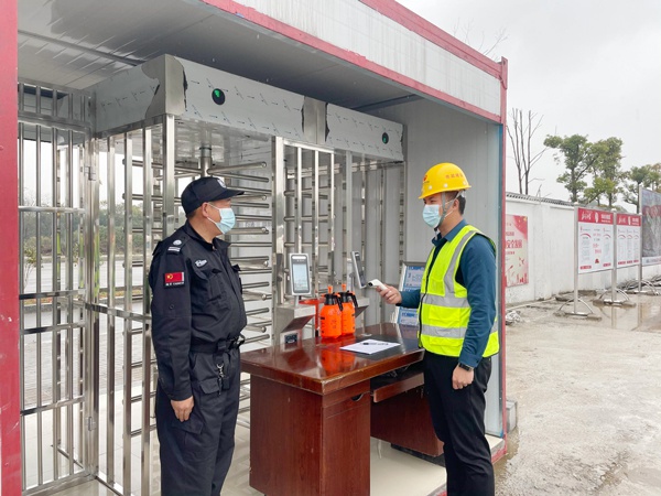 南昌縣人才公共實訓(xùn)基地縣中專項目正式開工建設(shè)6003.jpg